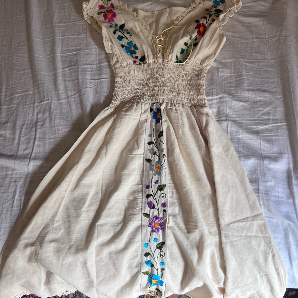 Chic Cream Floral Embroidered Dress